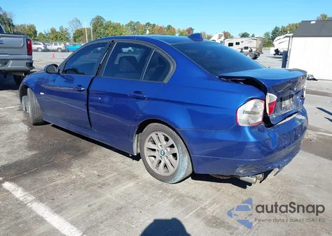 2007 BMW 328Xi z USA, uszkodzony, nr VIN WBAVC73527KP35734